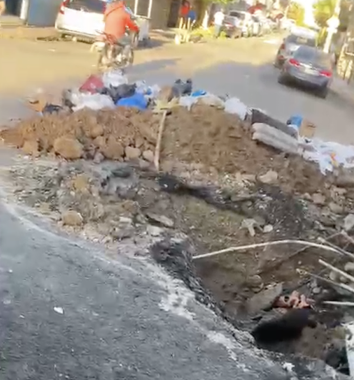 Denuncian riesgo sanitario en Cristo Rey por trabajos inconclusos en sistema de alcantarillado