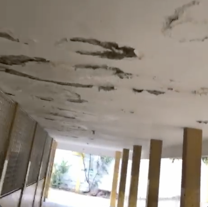 Madre denuncia avanzado estado de deterioro en centro educativo y solicita reestructuración