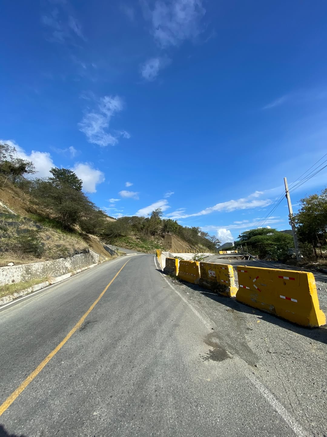 Socavón en carretera Ocoa cumple dos años y siete meses sin solución oficial