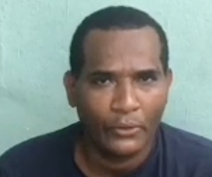 Denuncian retraso en pago de prestaciones a ex empleado con 17 años en el Metro