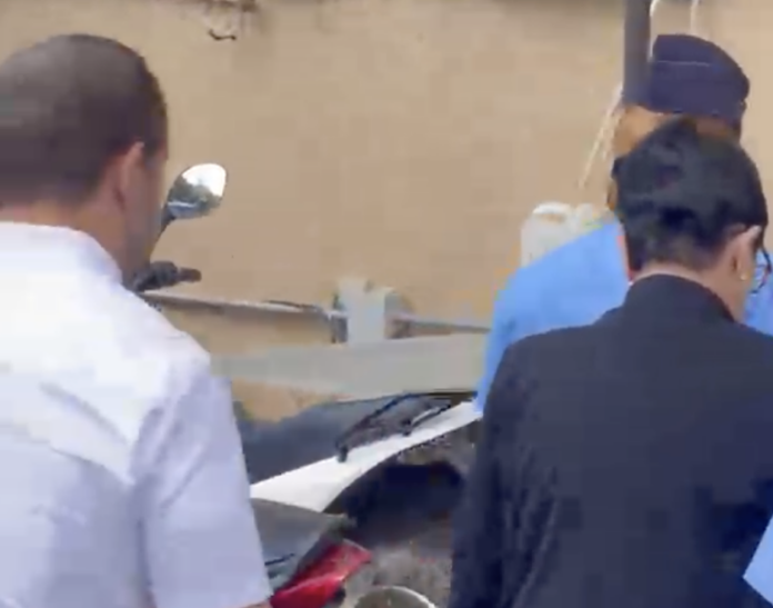 Los hermanos Espaillat llegan al Palacio de Justicia de Ciudad Nueva bajo fuertes medidas de seguridad