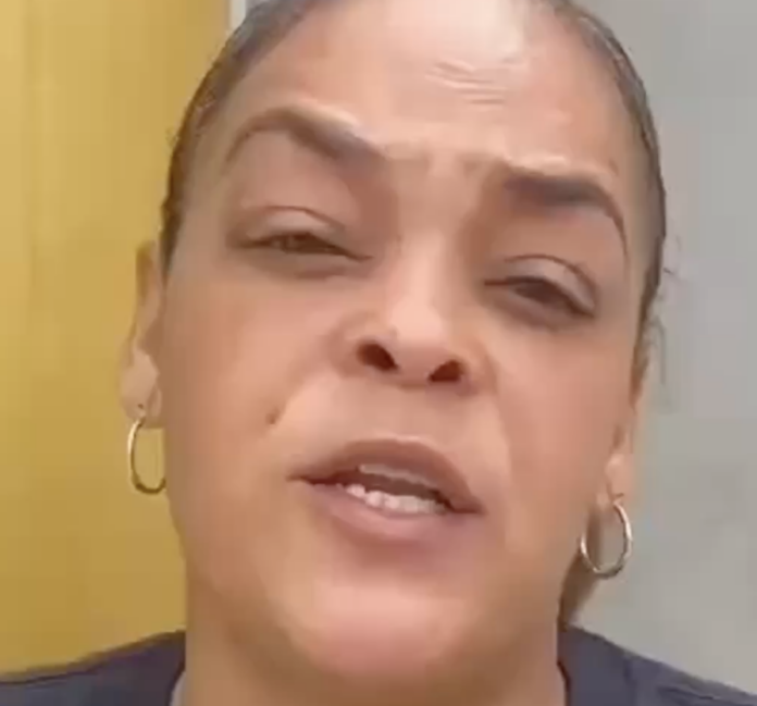 Madre de joven señalado por asesinato de chofer en Santiago asegura tener pruebas de su inocencia