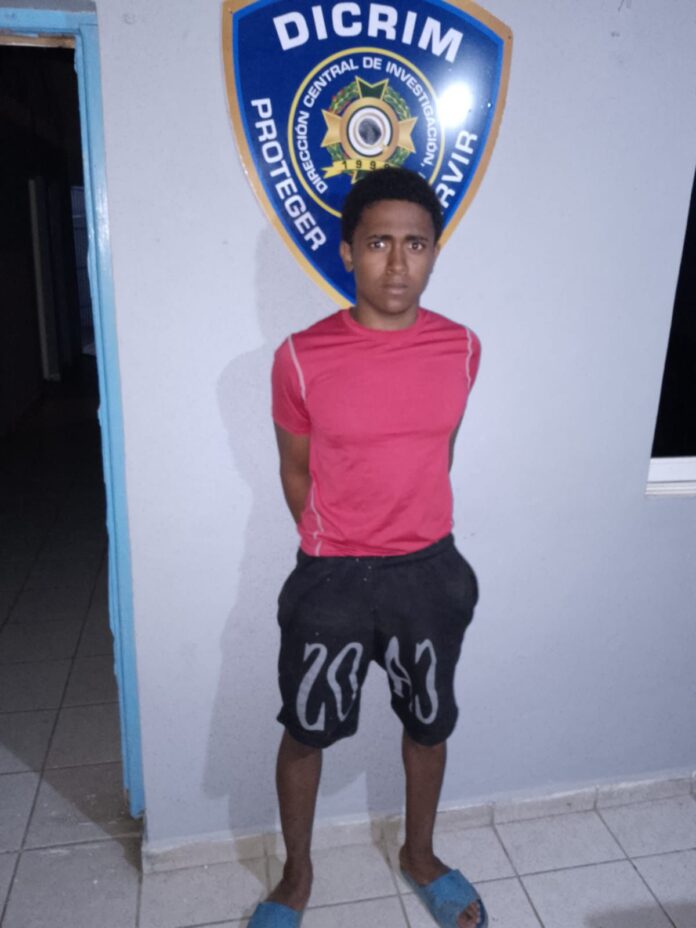 Joven detenido tras quitarle la vida a su padrastro en defensa de su madre en Higüey