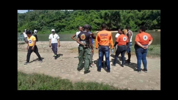 Adolescente de 17 años desaparece tras intentar cruzar el río Chavón en Higüey