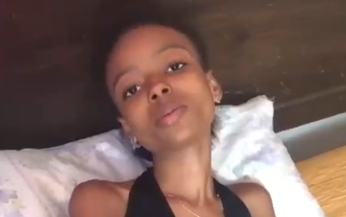 Joven de 18 años postrada en cama en La Caleta solicita ayuda urgente para costear estudios médicos