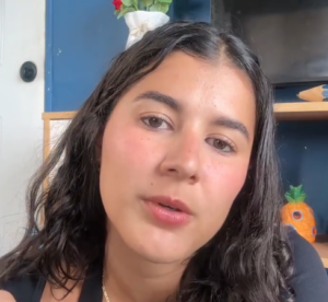 Hija de directora de Escuela de Bellas Artes en Puerto Plata denuncia difamación y abuso de poder por parte de autoridades