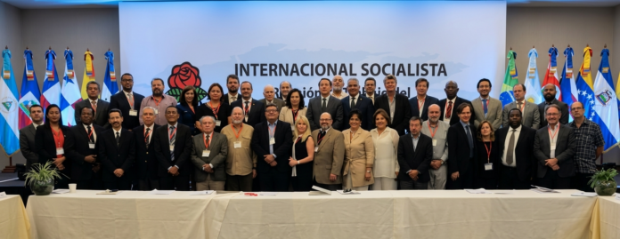 24 partidos rechazan recorte de 50 % a los fondos que reciben del Estado