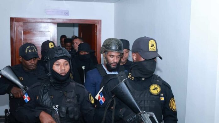Dictan tres meses de prisión preventiva a fiscal vinculado a sobornos en el caso Senasa