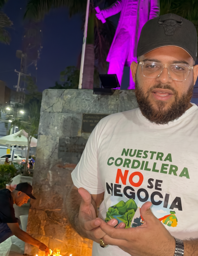 Denuncian falta de desarrollo y daños ambientales por minera en Cotuí durante encendido de velas