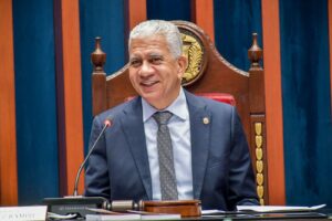 Senado aprueba en única discusión préstamos por 600 millones de dólares